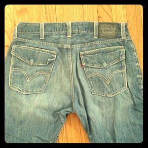 Men's Levi's low boot cut